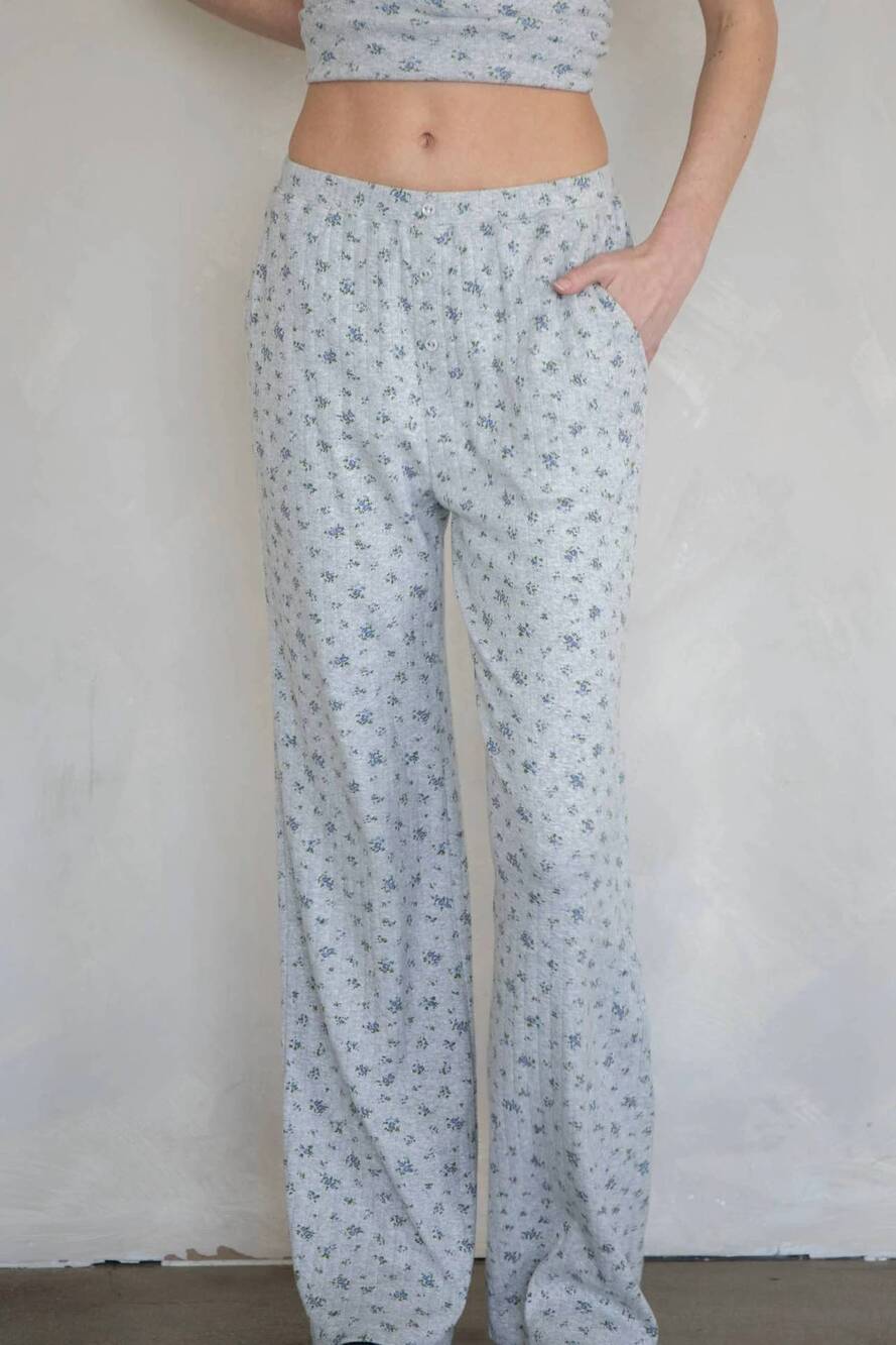 NEW THINGS BETWEEN women's emma sleep pants in grey flower